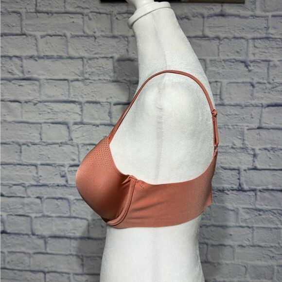 Victoria’s Secret lined perfect coverage bra - Picture 5 of 12